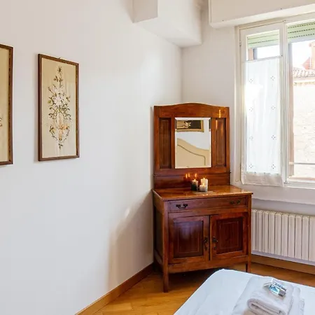 Guggenheim Apartment Venice